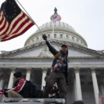 Detenido un hombre que olía a combustible en el Capitolio de EEUU el día de las elecciones