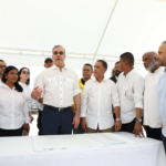 Abinader instruye malecón de Nagua esté listo el año próximo