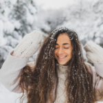 Cómo combatir la electricidad estática del cabello este invierno