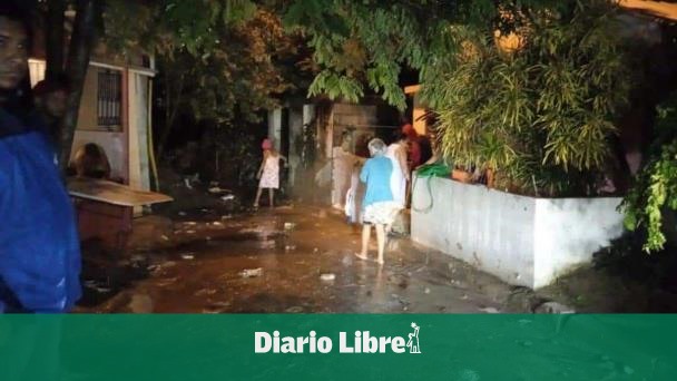 Reportan inundaciones en comunidades