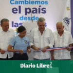 Presidente Abinader inaugura cancha de Instituto Unión Panamericana