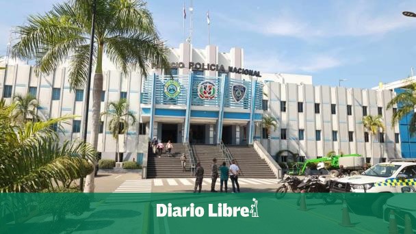 Policía Nacional apresa a hombre en Haina y le ocupa pistola