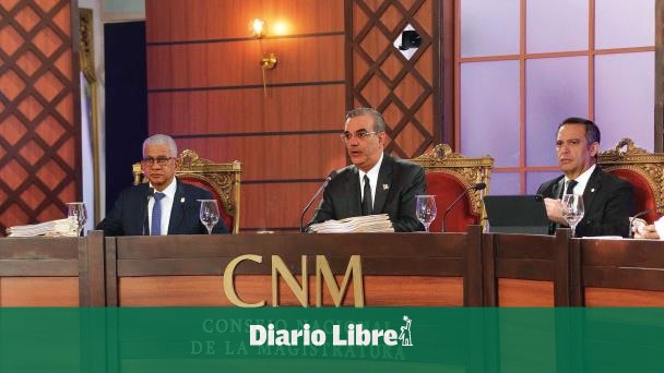 Luis Abinader promulga ley para que CNM designe procurador