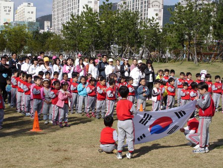 Tras años de debacle demográfica Corea del Sur al fin ha aumentado su natalidad. De momento le sirve para poco